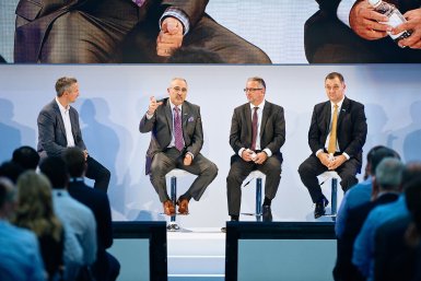 Our Simple and Effective Photographic Solutions for your Conference portfolio photo