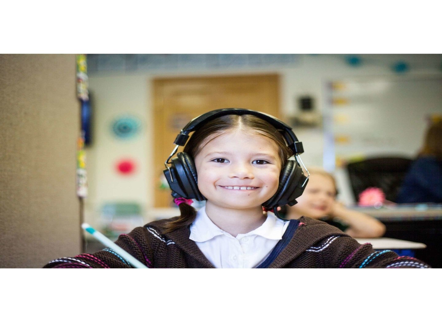 young-girl-with-headphones