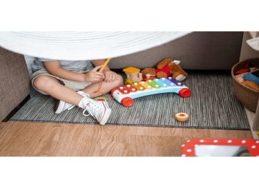 child-drumming